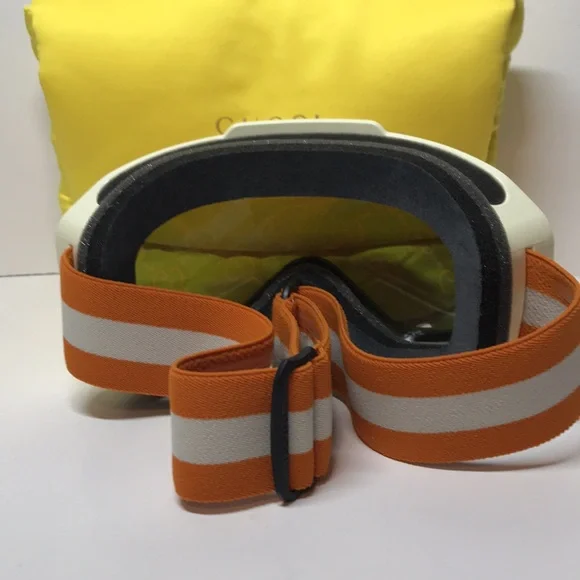 New Authentic Gucci GG Logo Ski/Snow Goggles Pink Iridescent Lens – New in Box - Picture 10 of 14